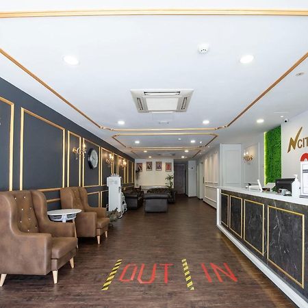Oyo 90403 North City Hotel Johor Bahru Buitenkant foto