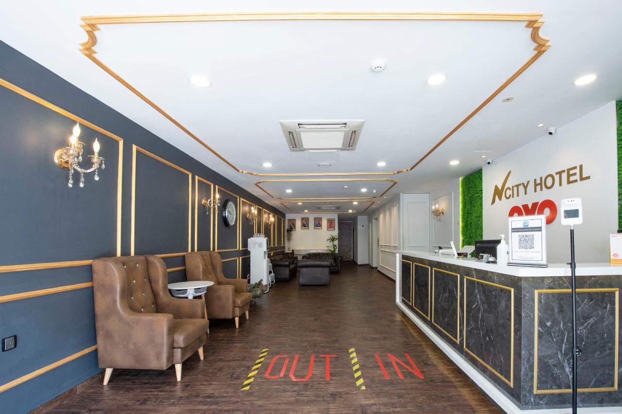 Oyo 90403 North City Hotel Johor Bahru Buitenkant foto